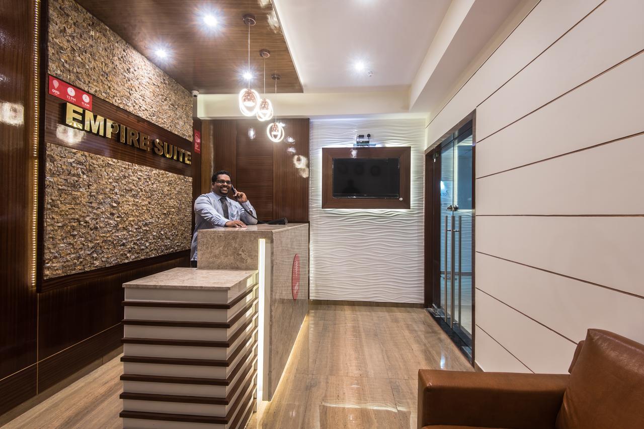 Oyo 9328 Empire Suite Navi Mumbai Exteriör bild